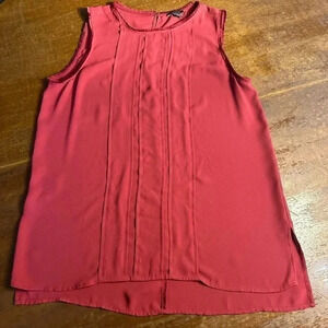 Ann Taylor Size Small Red Sleeveless Top